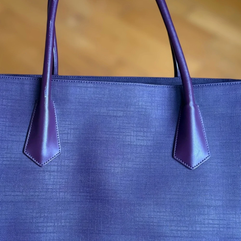 DAGNE DOVER Signature Legend Tote Bag - Picture 8 of 10